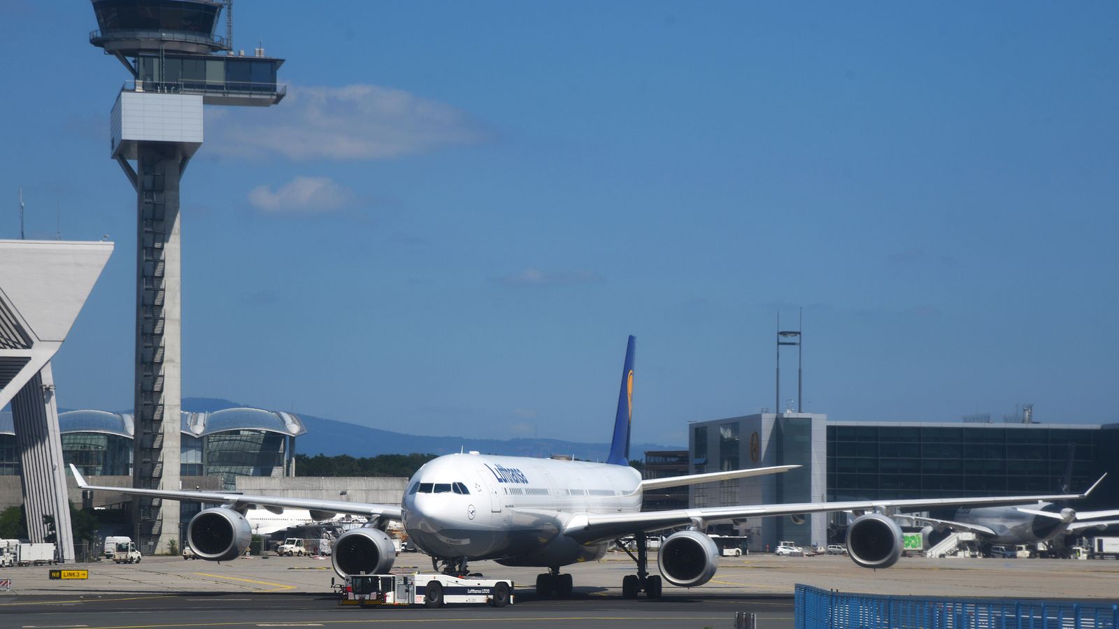 Frankfurt Airport Transfer (FRA) | Chauffeur Service