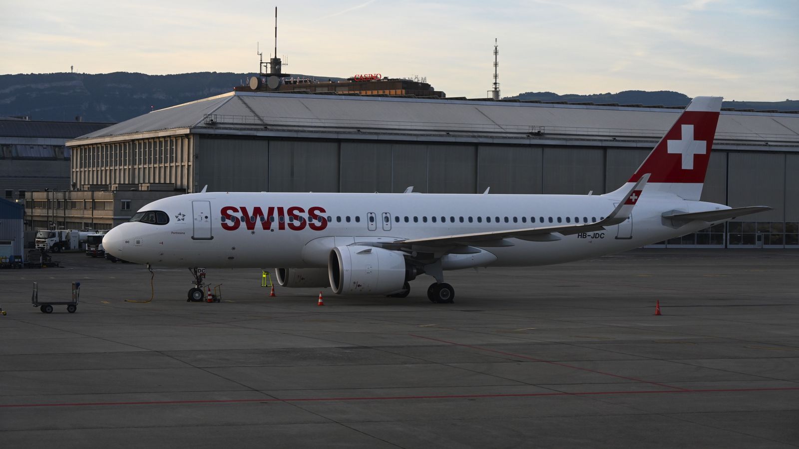 Geneva Airport Transfer (GVA) | Chauffeur & Ski Cars