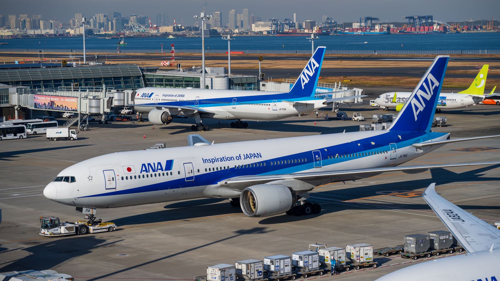 Haneda Airport Transfer | HND Chauffeur & Car to Tokyo