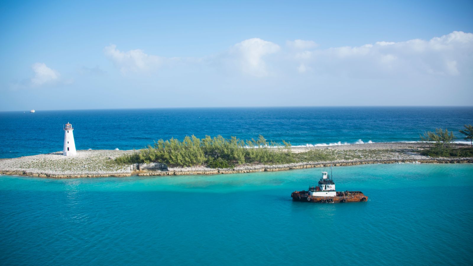 Nassau Airport Transfer NAS | Chauffeur & Black Car