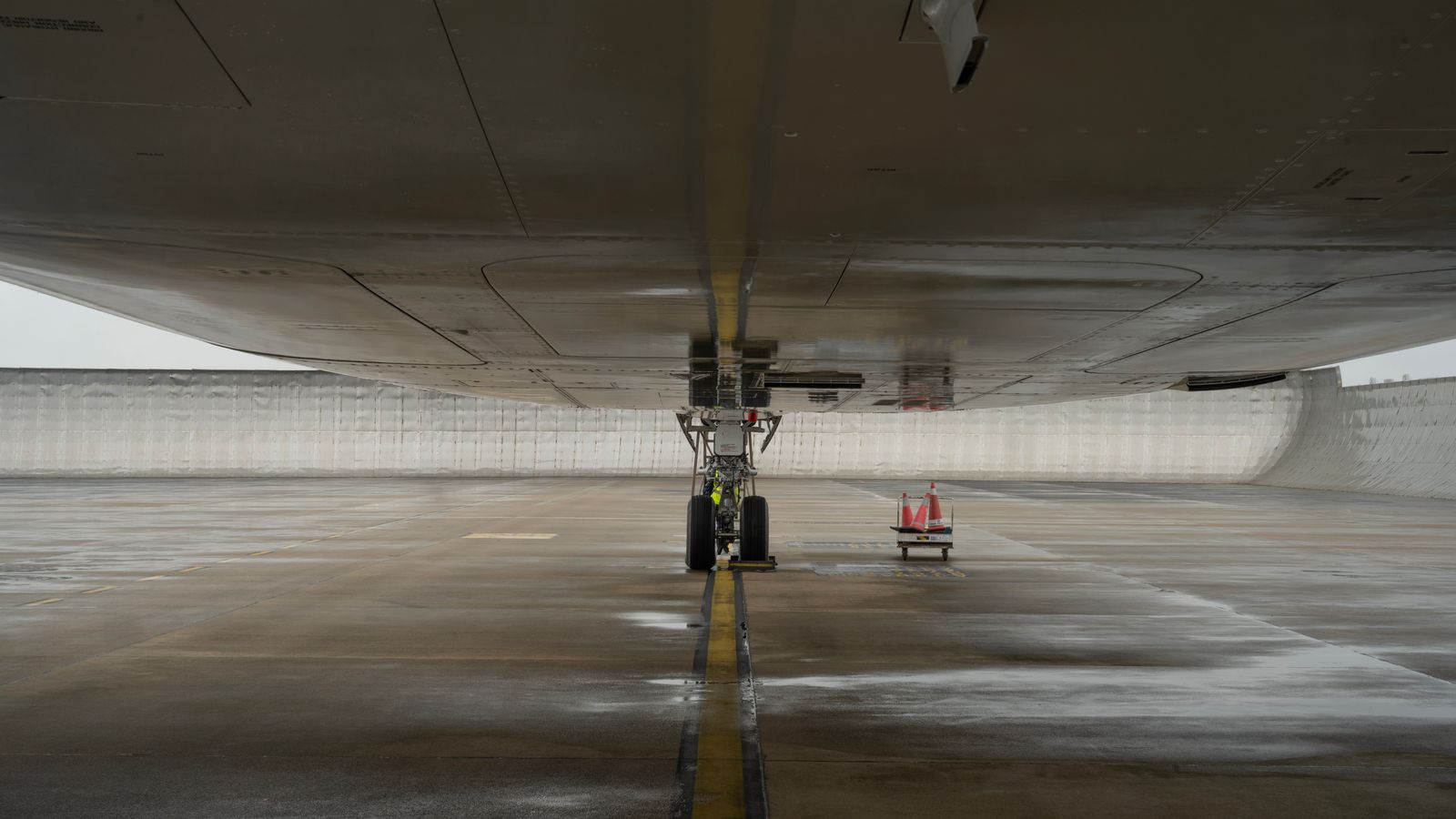 Oakland Airport Car Service | OAK Chauffeur & Black Car