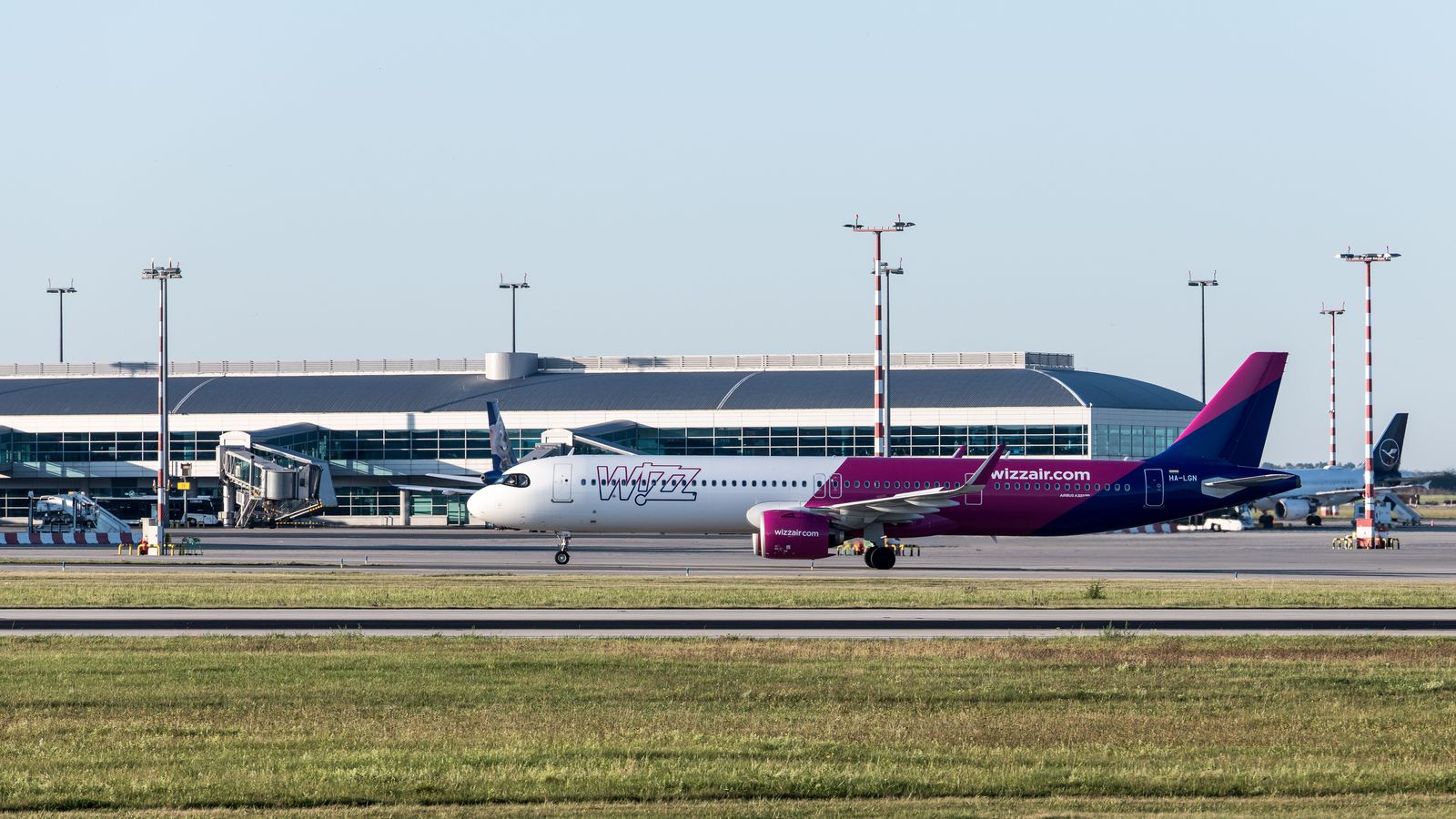 Prague Airport Transfer | PRG Chauffeur & Private Car