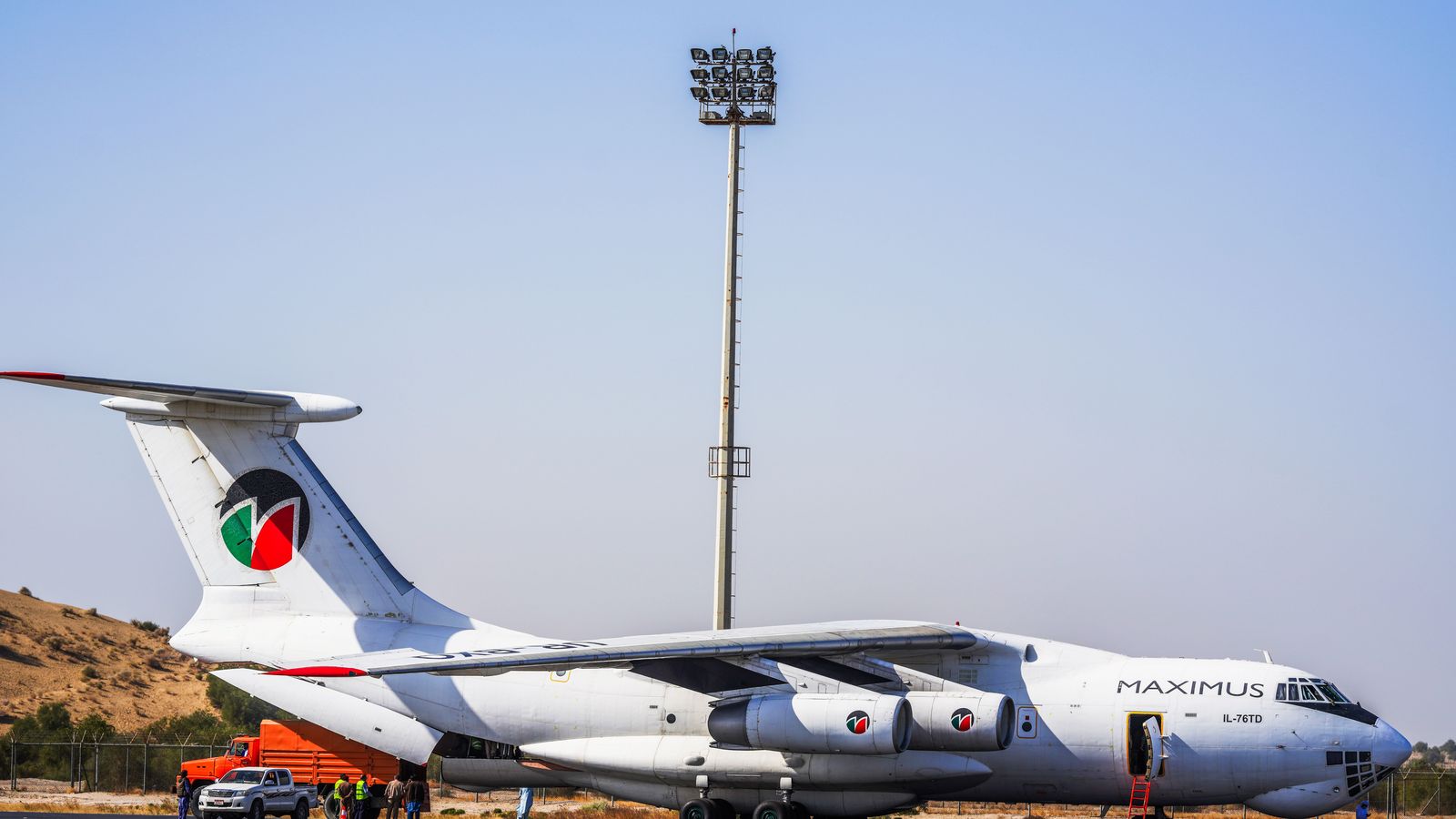 Riyadh Airport Transfer | RUH King Khalid Chauffeur