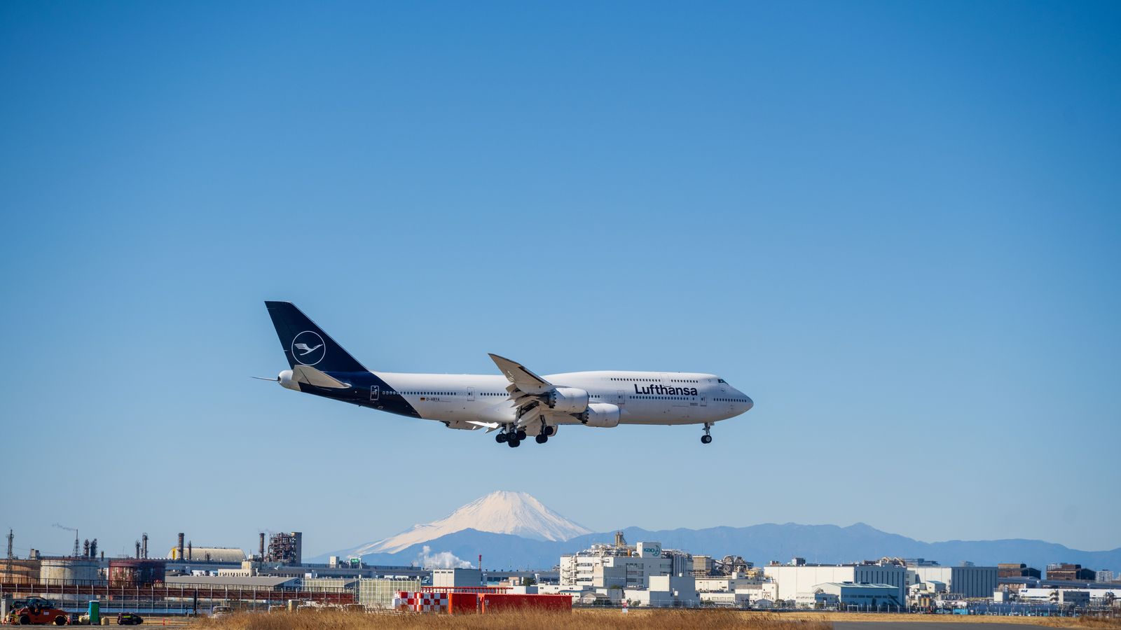 Sea-Tac Car Service | SEA Chauffeur to Seattle & Bellevue