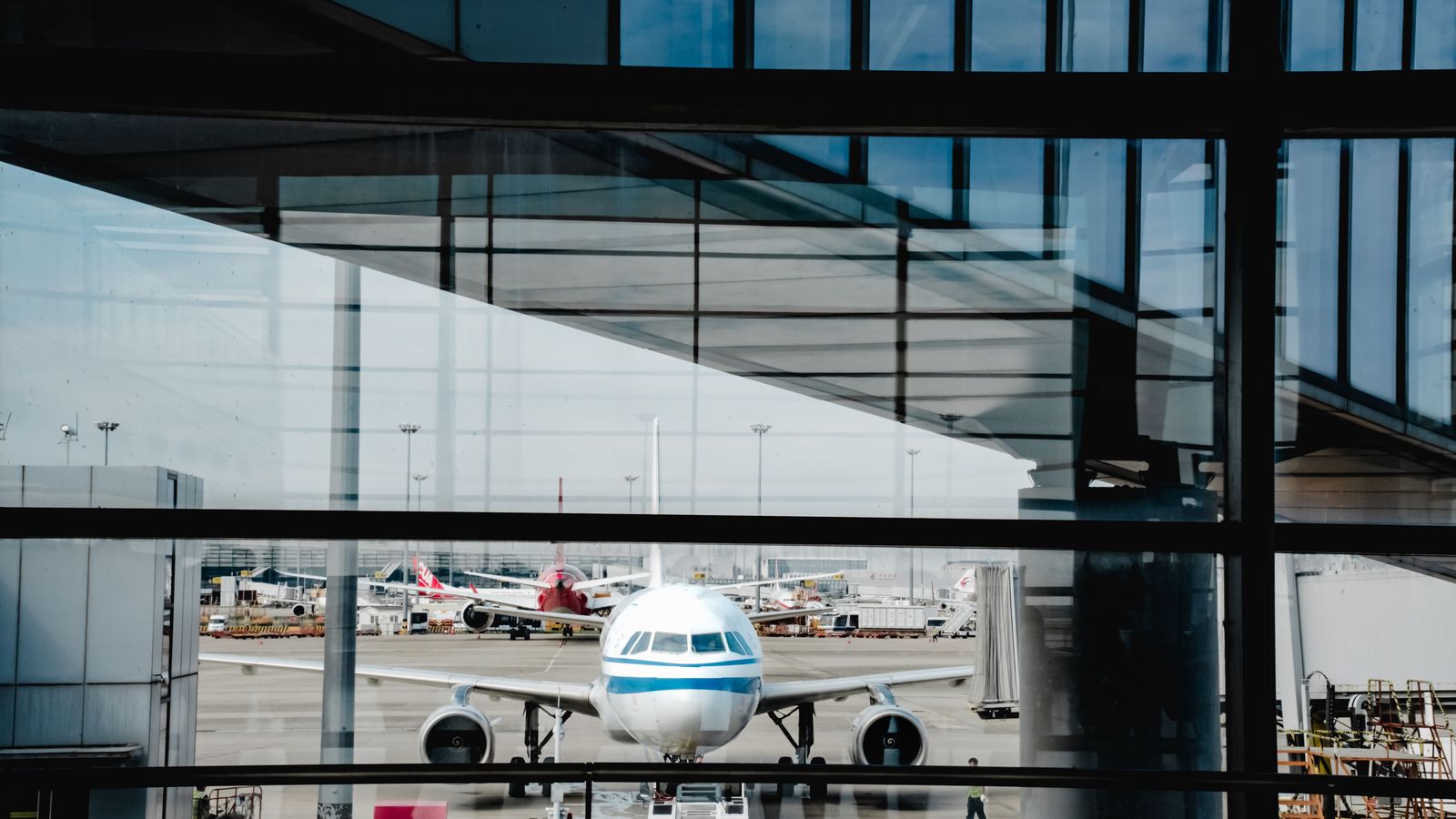 Shanghai Hongqiao Airport Transfer | SHA Chauffeur