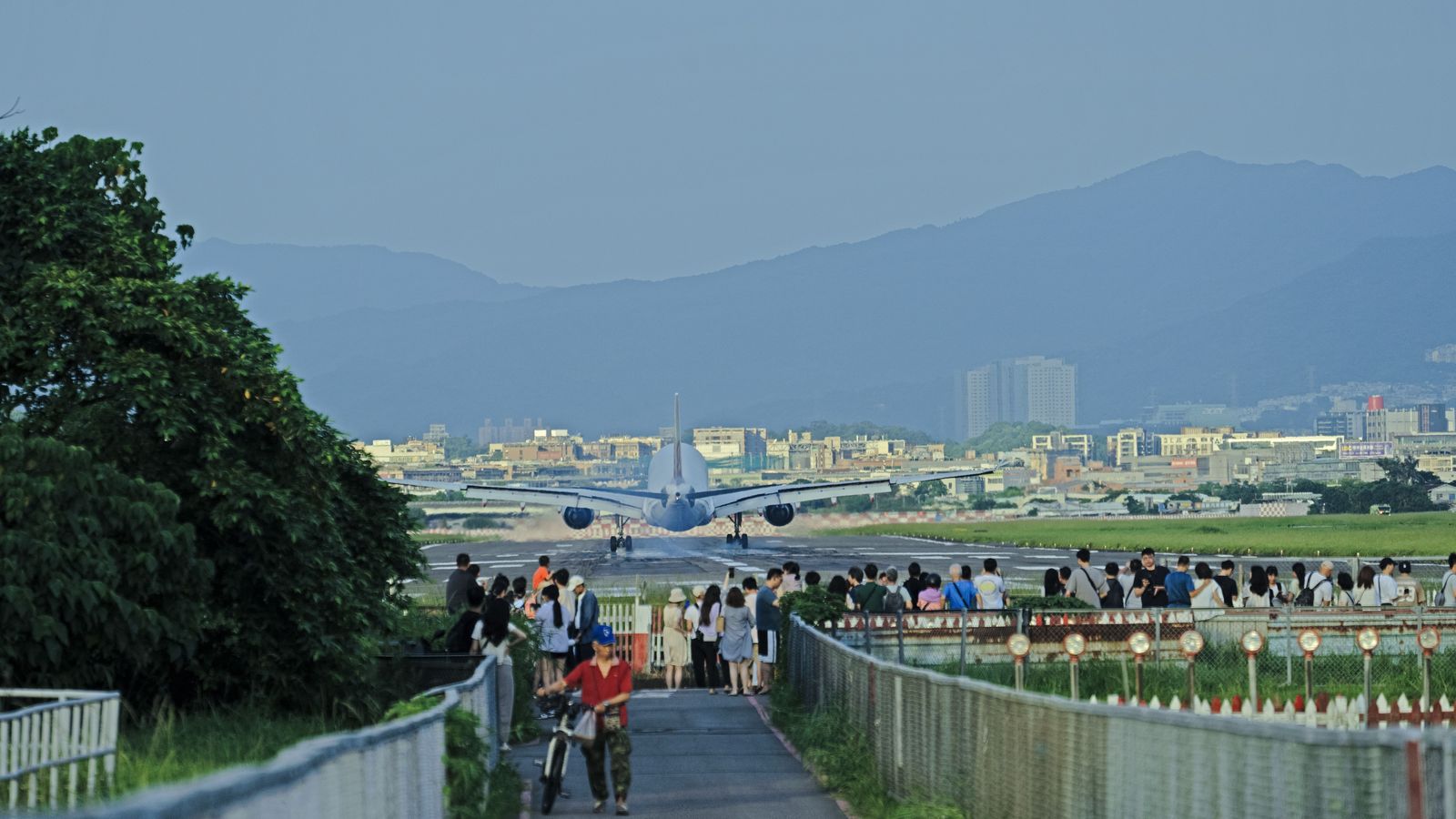 Songshan Airport Transfer | Taipei TSA Chauffeur Service
