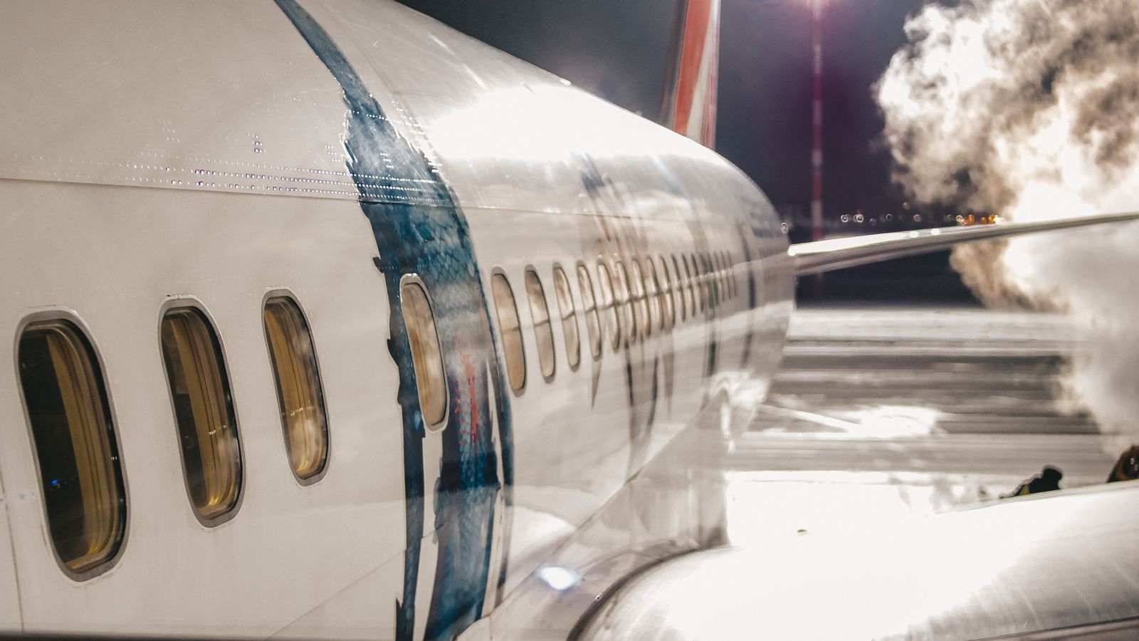 Montreal-Trudeau Airport Car Service & Limo | YUL Transfers