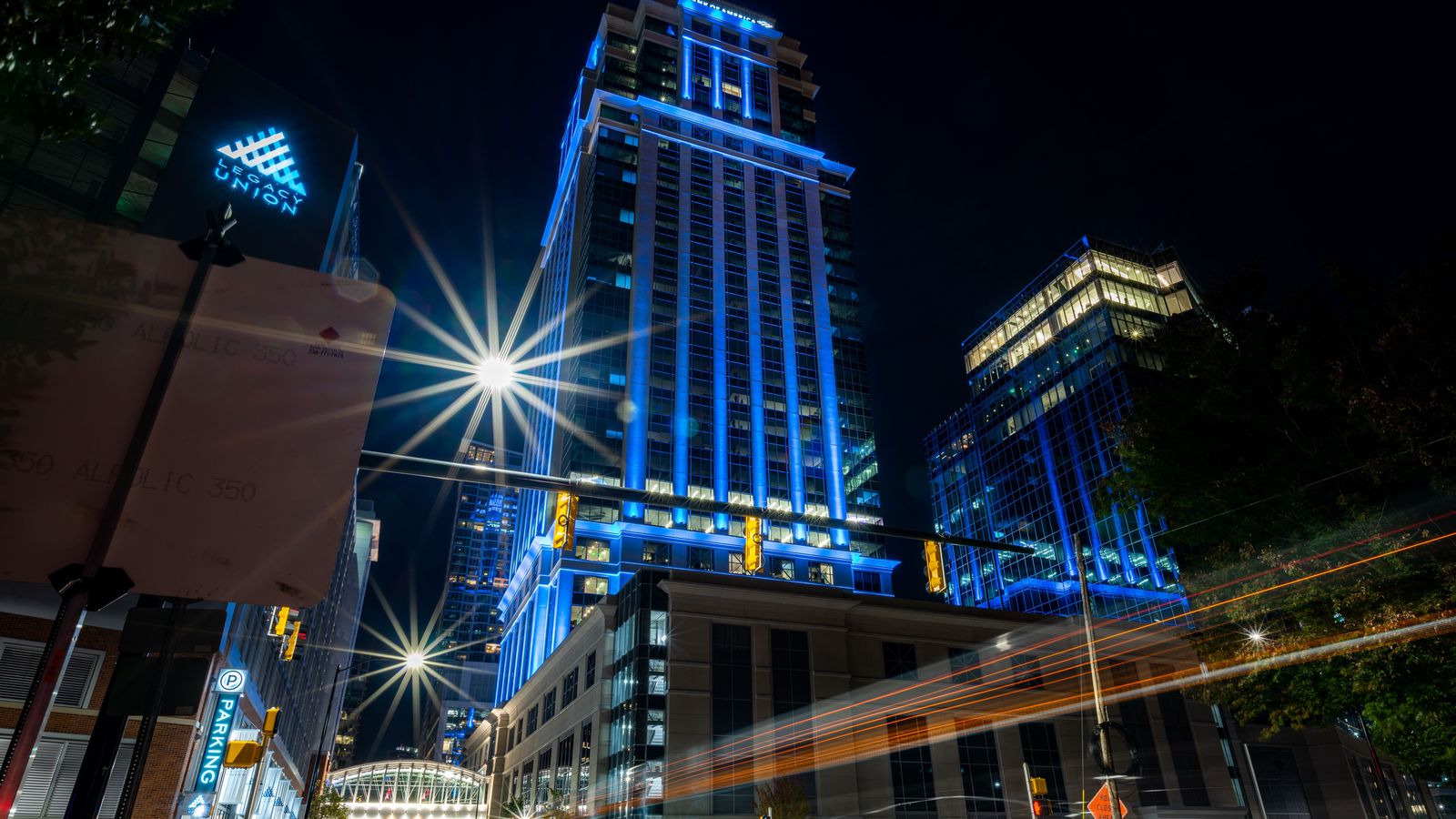 Black Car Service Charlotte | CLT Airport & Uptown Chauffeurs