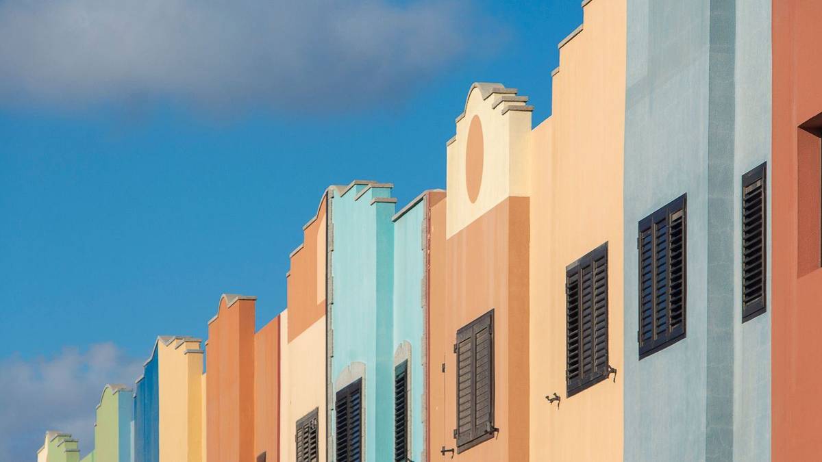 Chauffeur Service Curacao | CUR Airport & Willemstad Cars