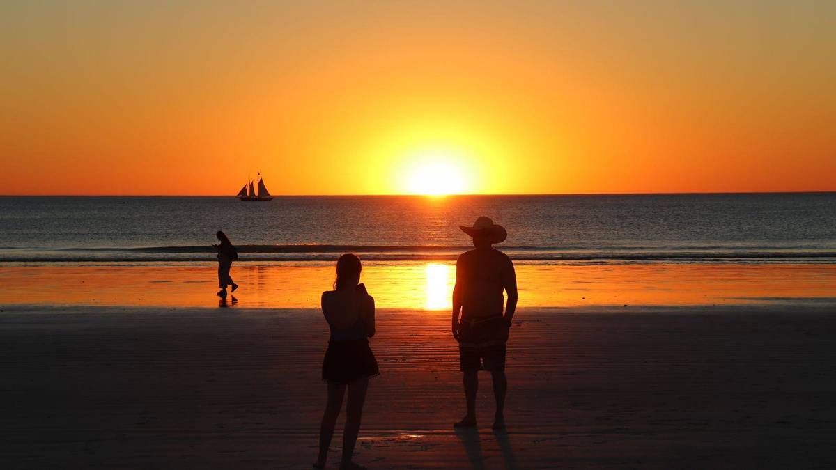 Chauffeur service in Darwin: DRW airport transfers, cruise pickups and Top End drives