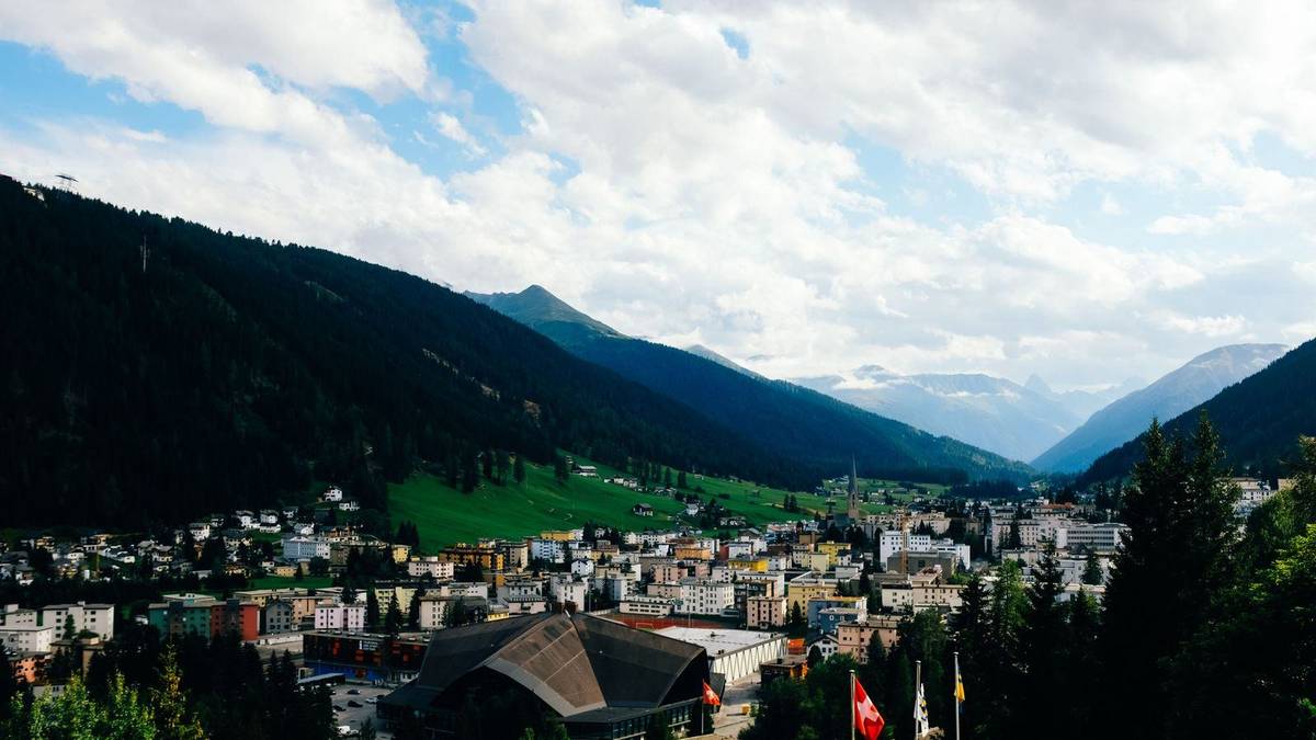 Chauffeur service in Davos: Zurich Airport transfers and World Economic Forum travel