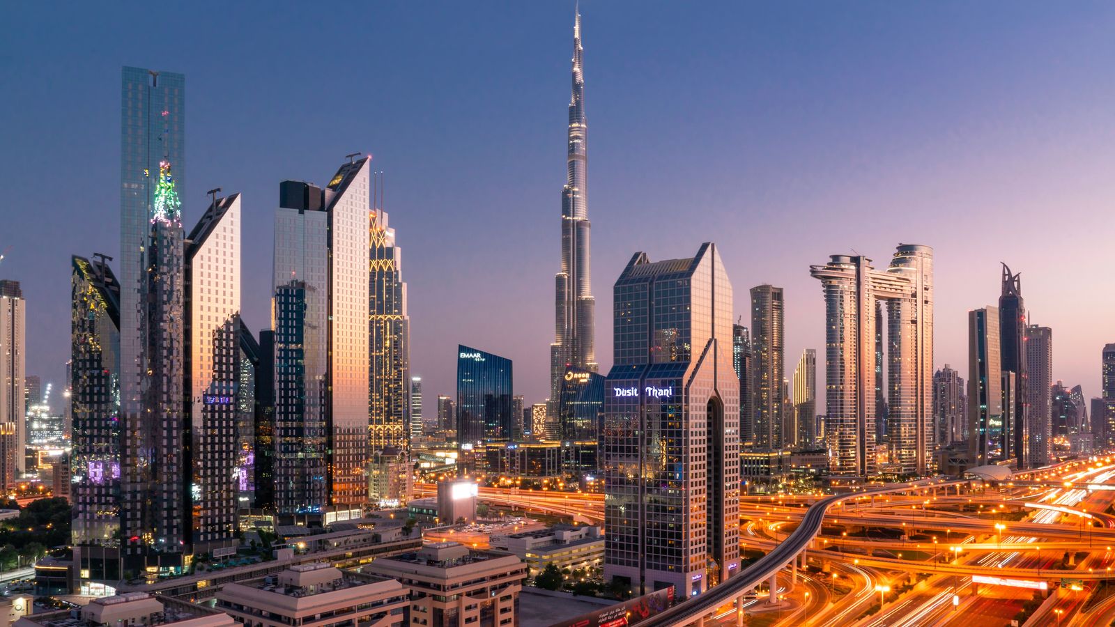 Chauffeur Service Dubai | DXB & DWC Airport Transfers