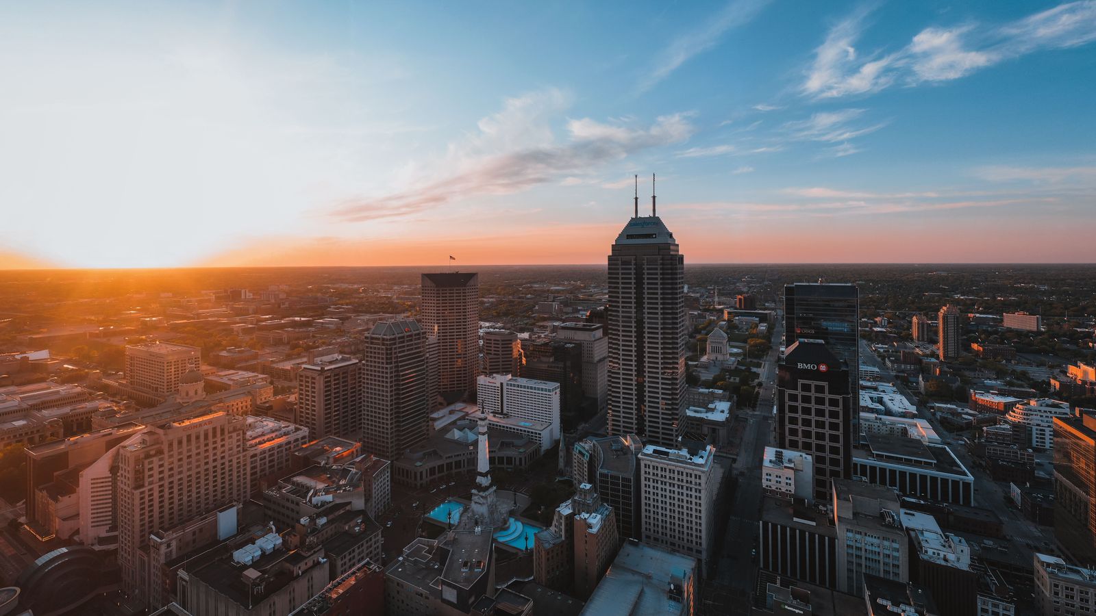 Chauffeur Service Indianapolis | IND Airport & Indy 500 Cars