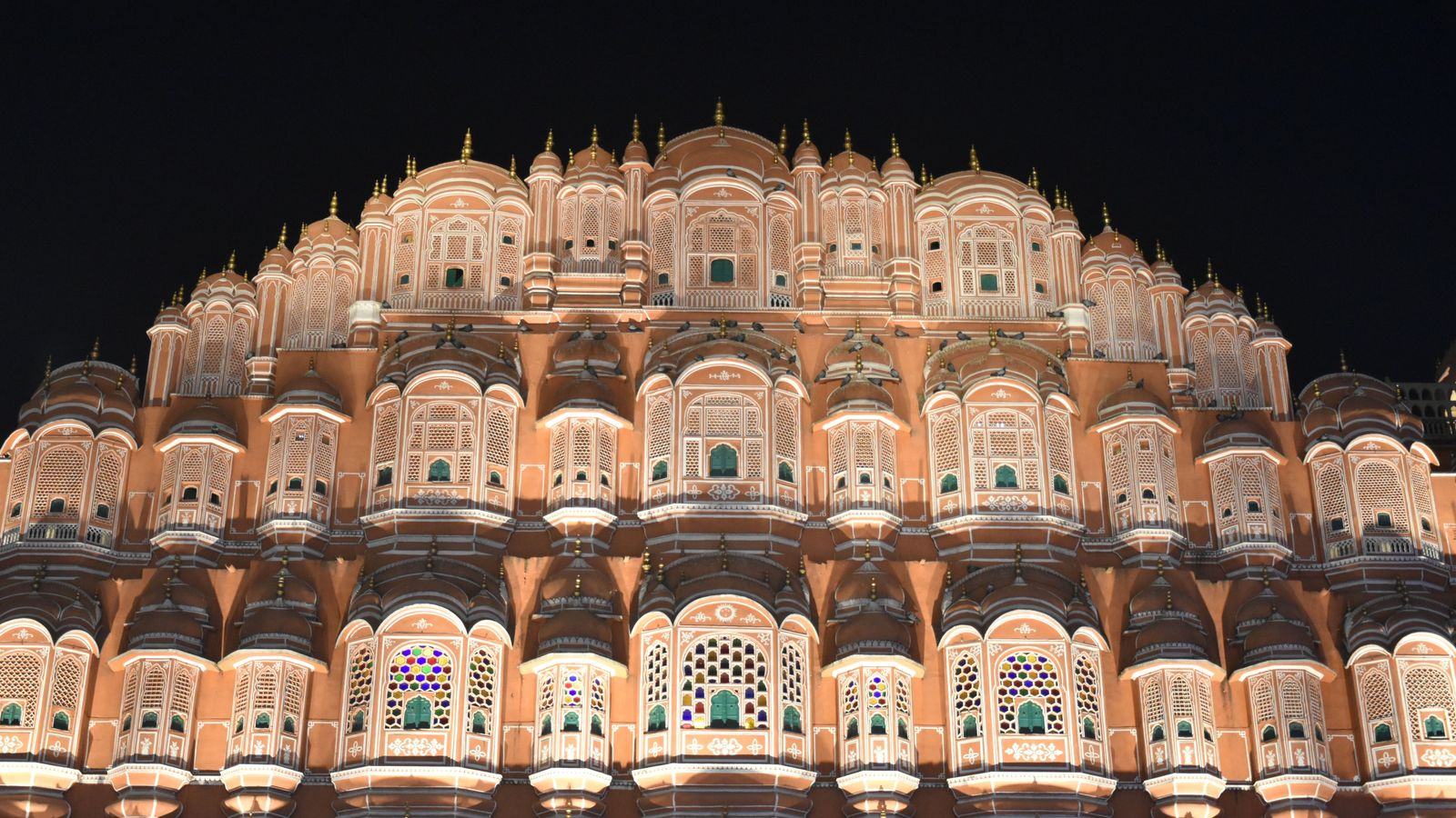 Chauffeur Service Jaipur | JAI Airport & Golden Triangle Cars