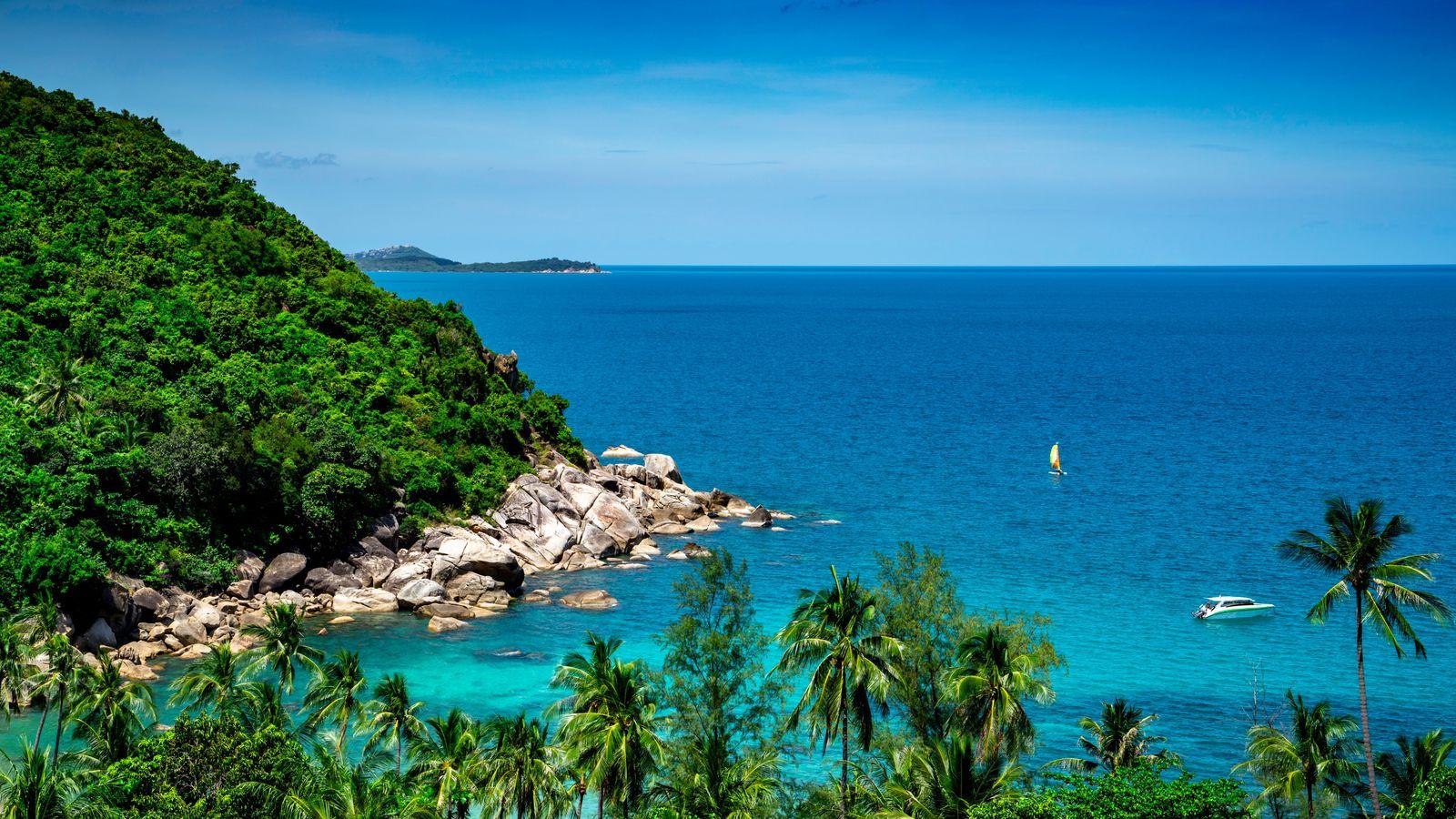 Chauffeur Service Koh Samui | Airport & Villa Transfers