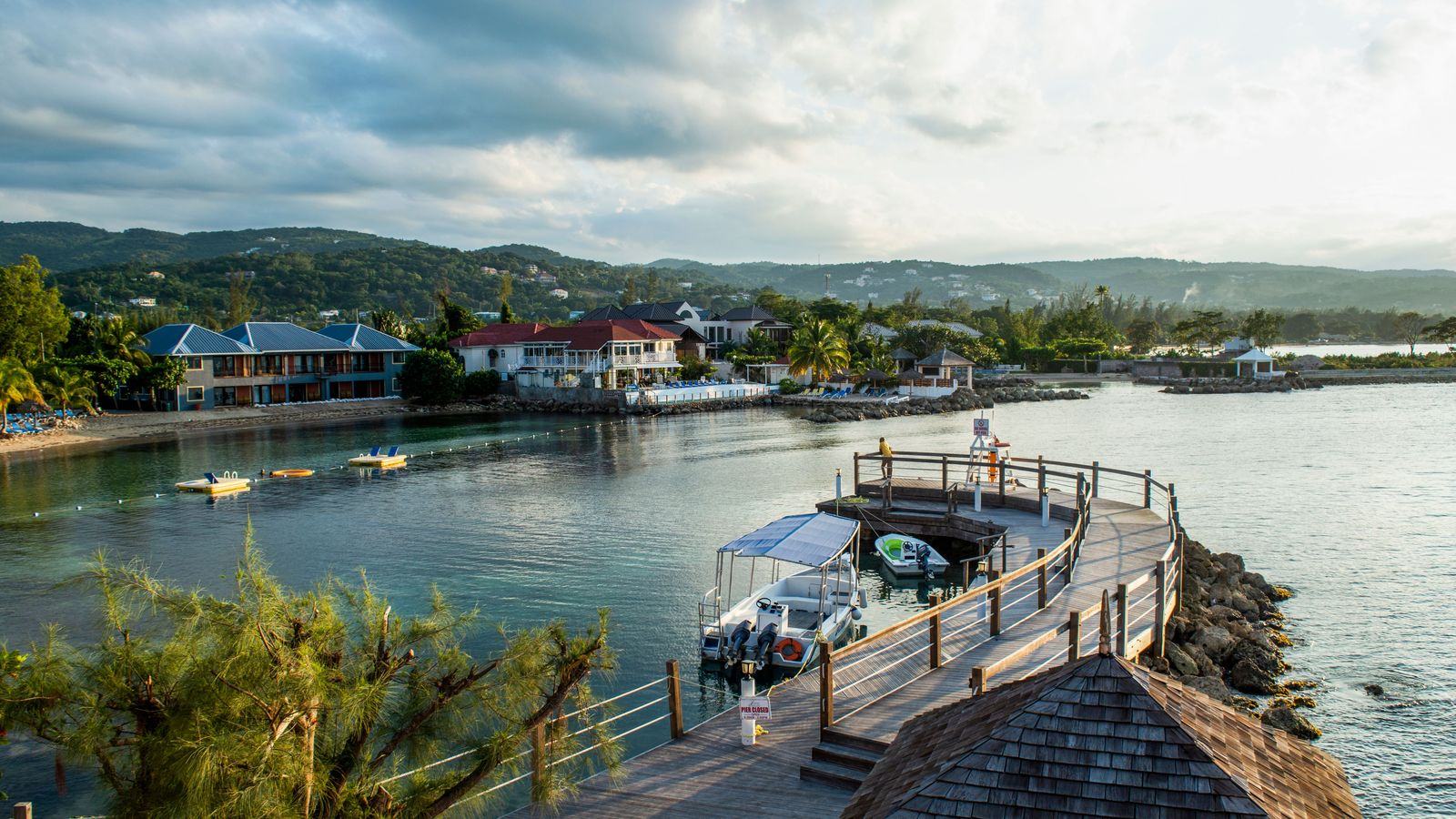 Chauffeur Service Montego Bay | MBJ Airport & Resort Cars