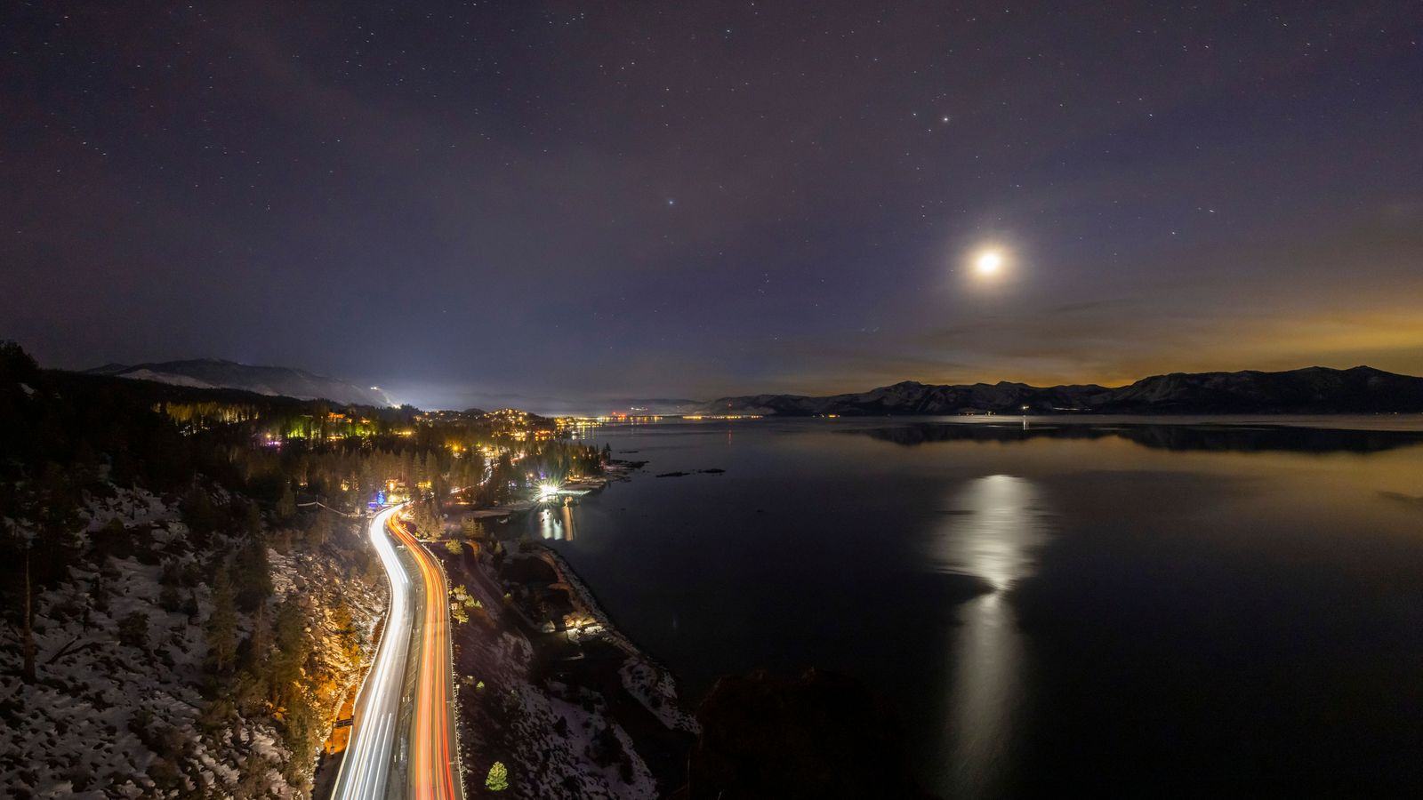 Chauffeur service in Reno: RNO airport transfers, Lake Tahoe runs and black cars