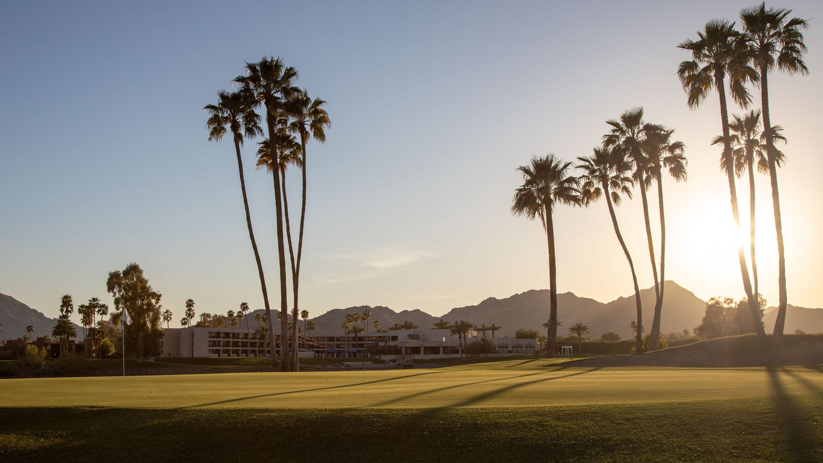 Limo Service Scottsdale | PHX & SDL Airport Car Service