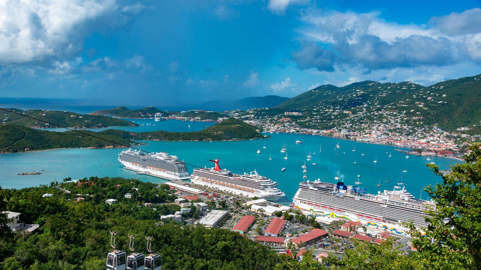 Chauffeur service in St. Thomas: STT airport transfers, cruise piers and Red Hook runs