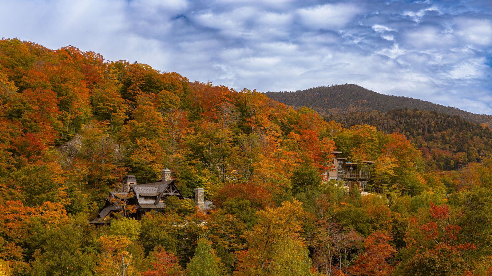 Chauffeur service in Stowe: Burlington airport ski transfers and mountain travel