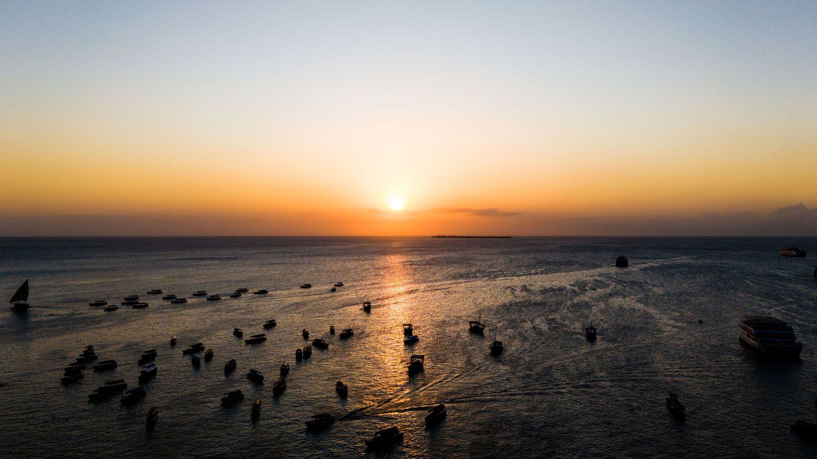 Chauffeur Service Zanzibar | ZNZ Airport & Stone Town Cars