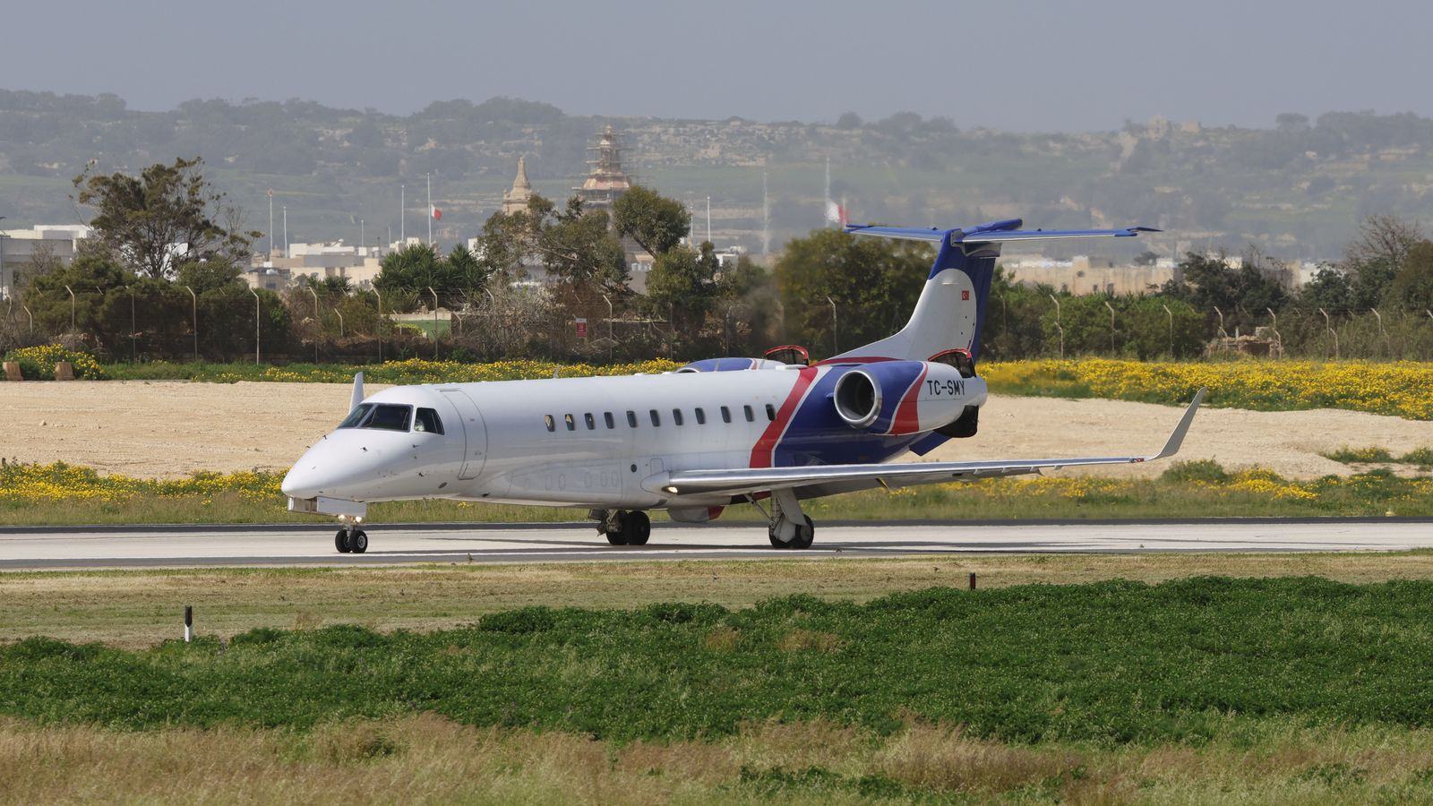 Ibiza Private Jet Car Service | IBZ Airport Chauffeur