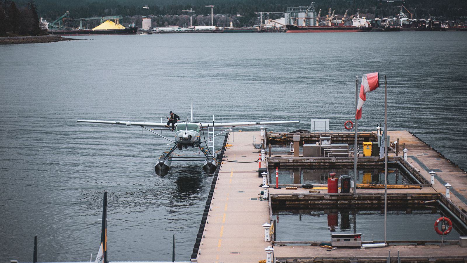 Vancouver Harbour Floatplane Car Service | CXH Chauffeur