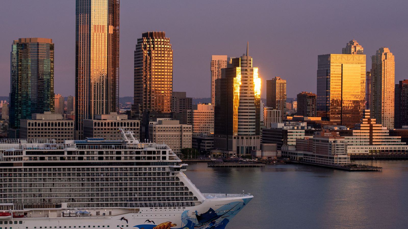 Cape Liberty Car Service | Bayonne Cruise Port Transfers