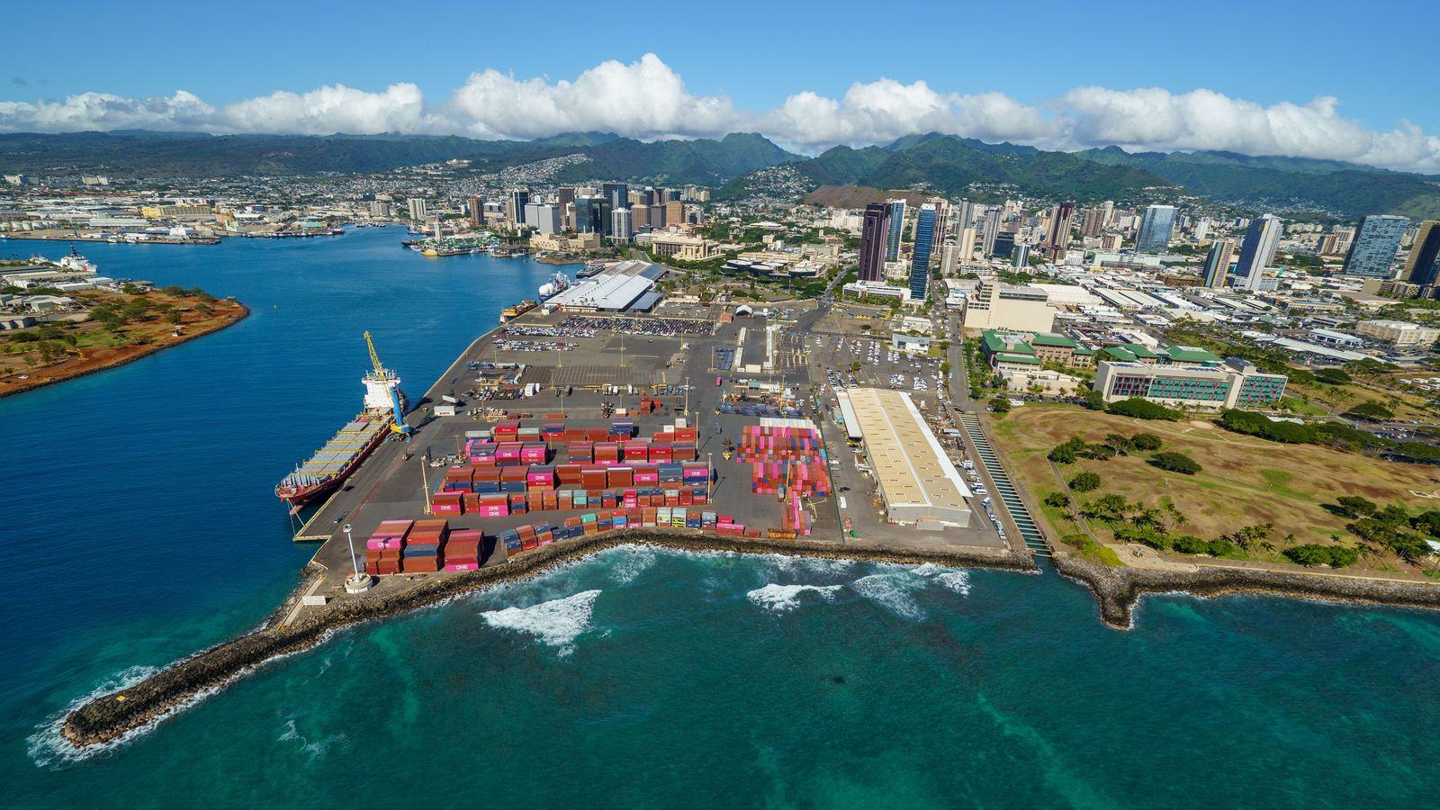 Honolulu Cruise Transfers | Pier 2 & Aloha Tower Car Service