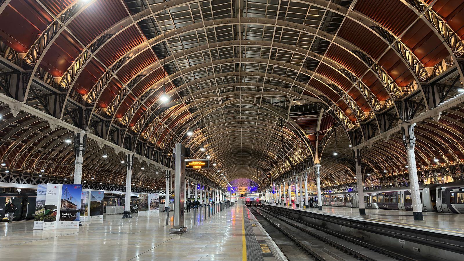 Paddington Chauffeur | GWR & Heathrow Express Car Service