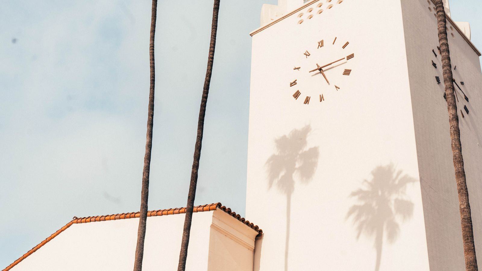 LA Union Station Car Service | Chauffeur to LAX & Burbank