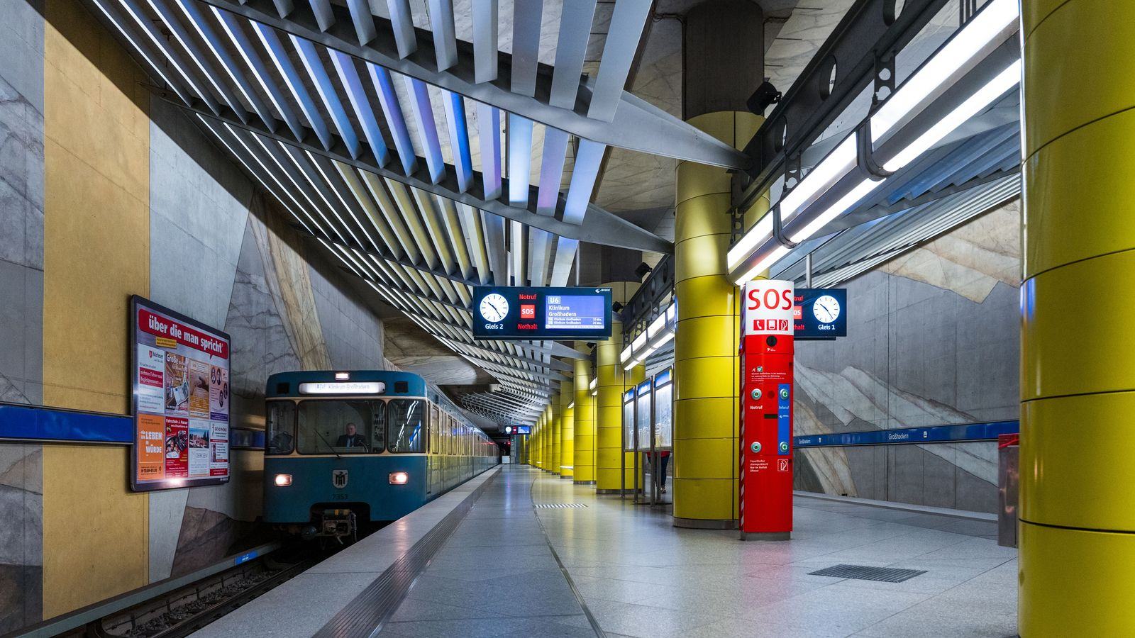 Munich Hbf Chauffeur | Car Service to MUC & the Alps