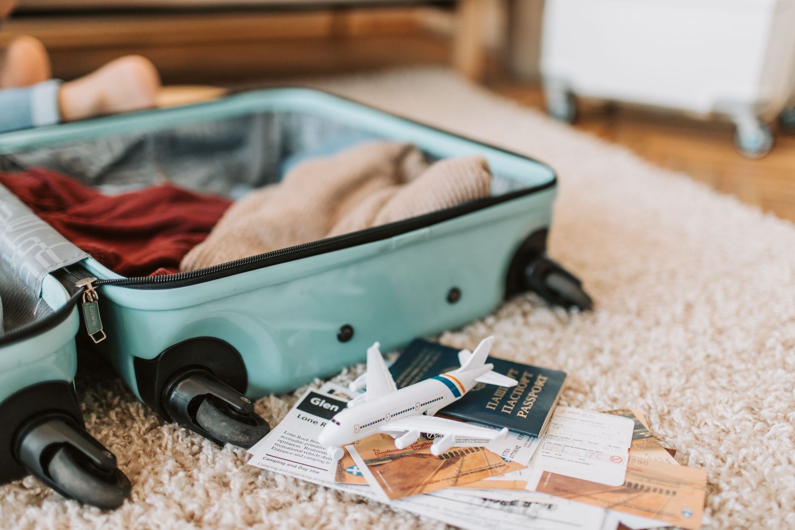 Packages - Flight, hotel and chauffeur held on one file for a trip or a delegation.